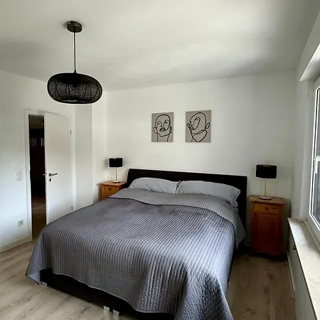 Cozy Muelheim Appartement *